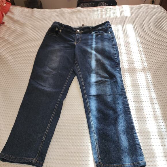 ONE 5 ONE EUC WOMEN'S SIZE 16 ORNATE DENIM BLUE JEANS - Picture 1 of 12